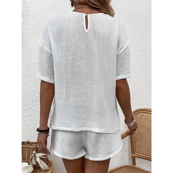 2 piece set: textured Pocket Patched Split Hem Top Shorts coords white - Picture 3 of 11